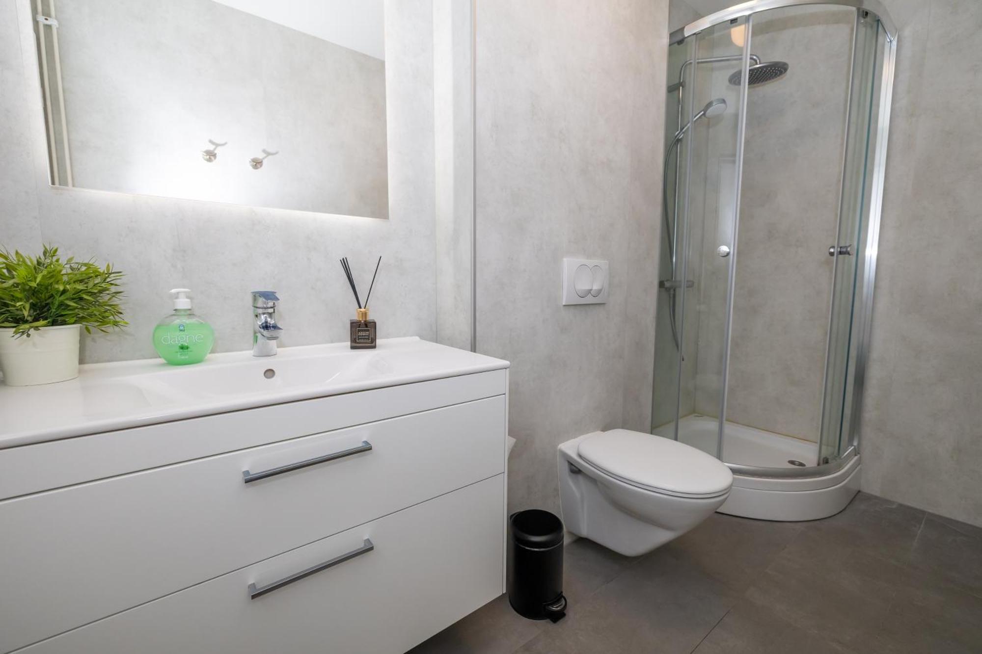 Charming Deluxe Apartment Ακουρέιρι Δωμάτιο φωτογραφία